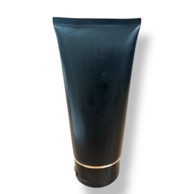 BISNAGA 150G PRETA COM TAMPA